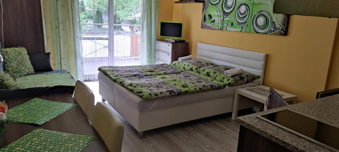 Slnecne Apartmany Podhájska 외부 사진